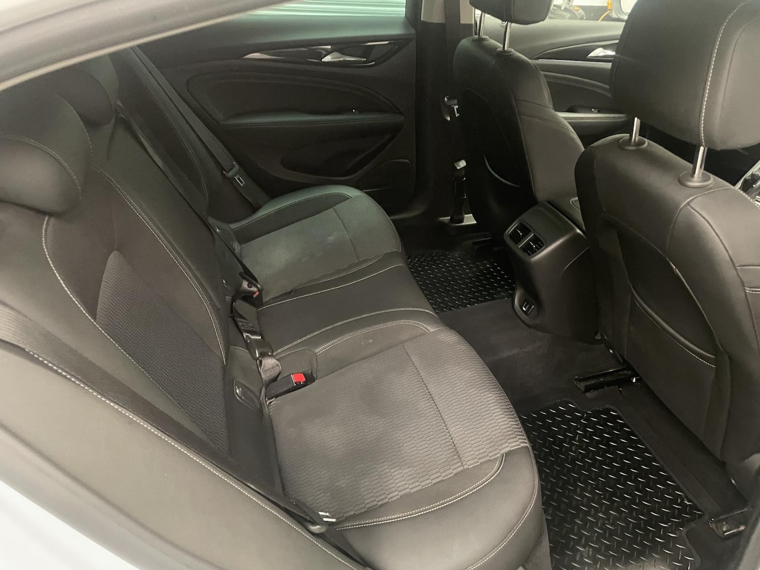 Used Vauxhall Insignia 2017 for sale - 76384862: Photo 20