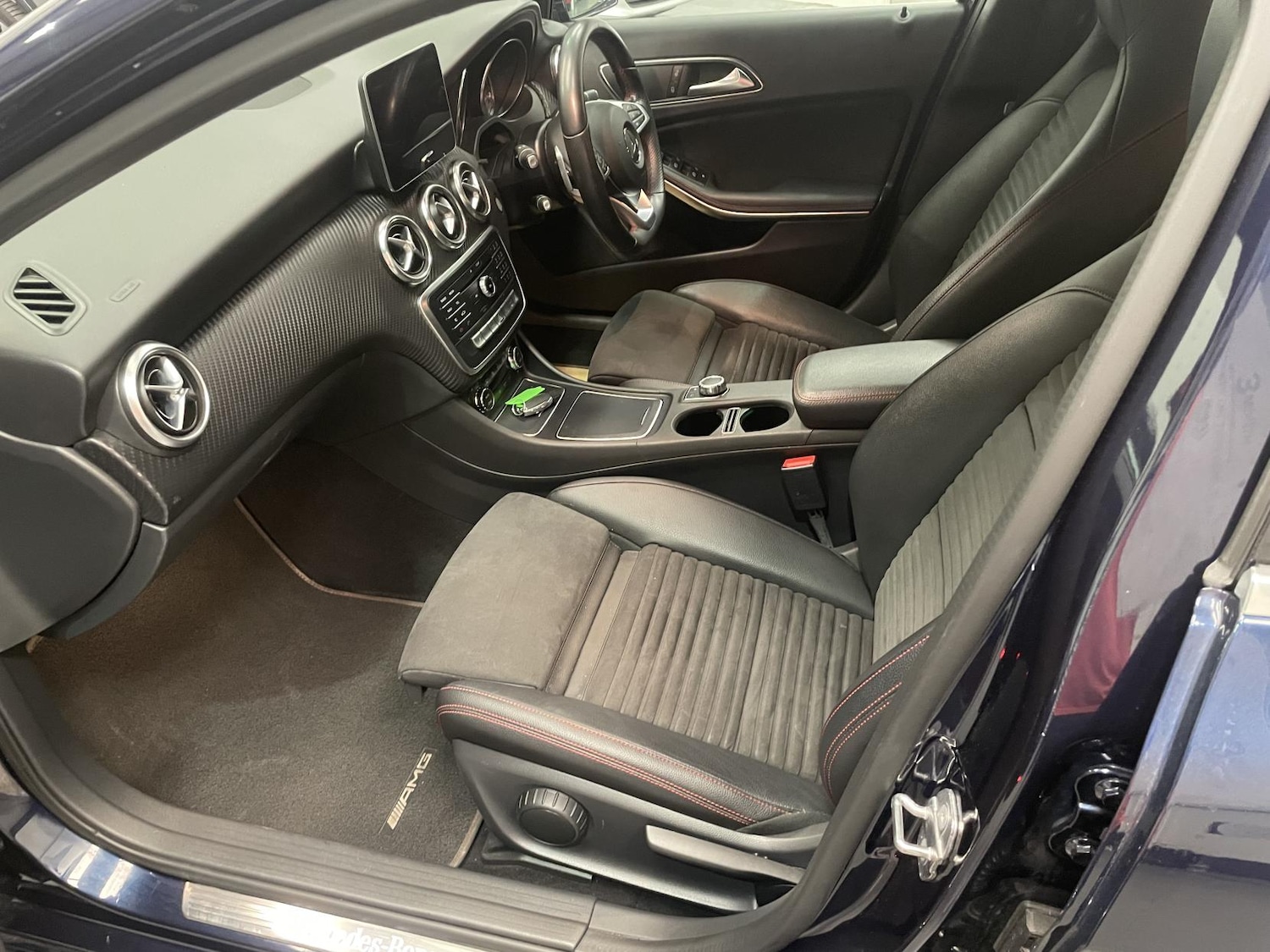 Used Mercedes-Benz A-Class 2018 for sale - 76384854: Photo 18