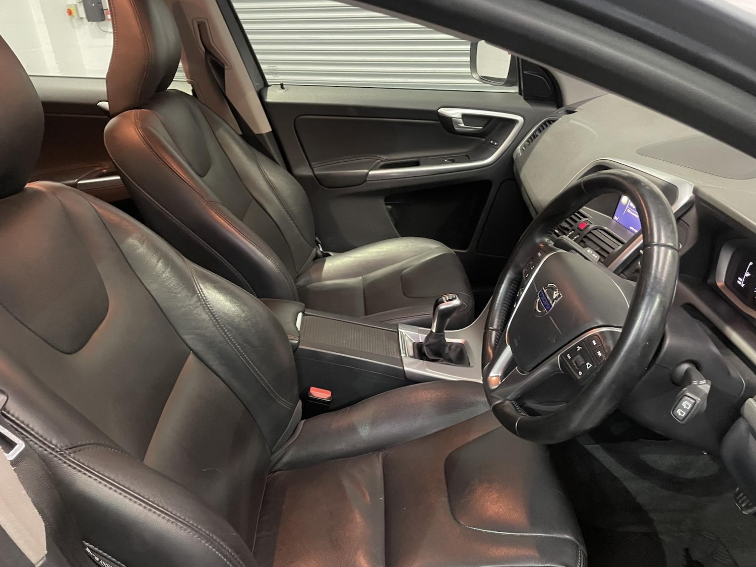 Used Volvo XC60 2017 for sale - 76568430: Photo 25