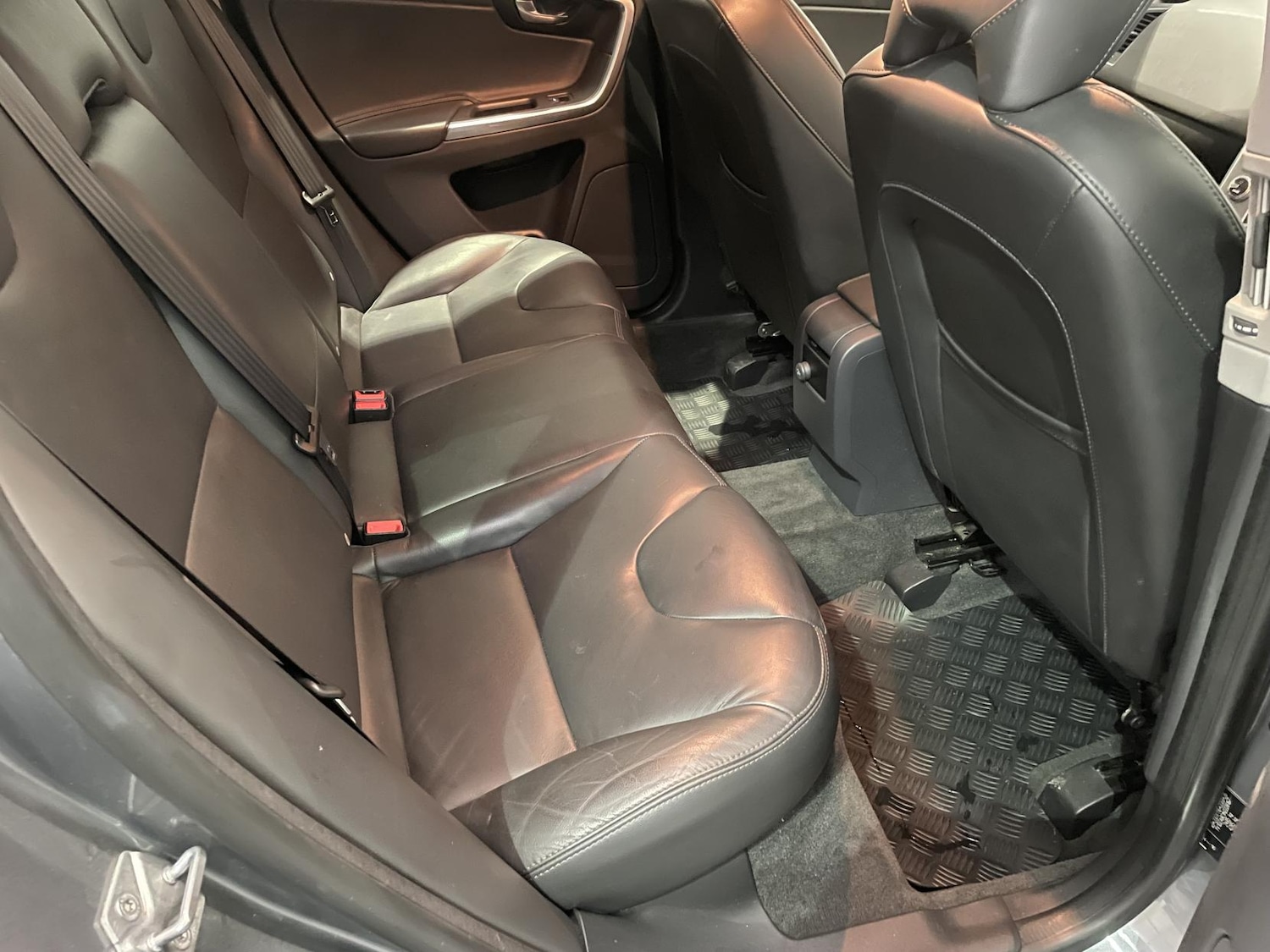 Used Volvo XC60 2017 for sale - 76568430: Photo 27