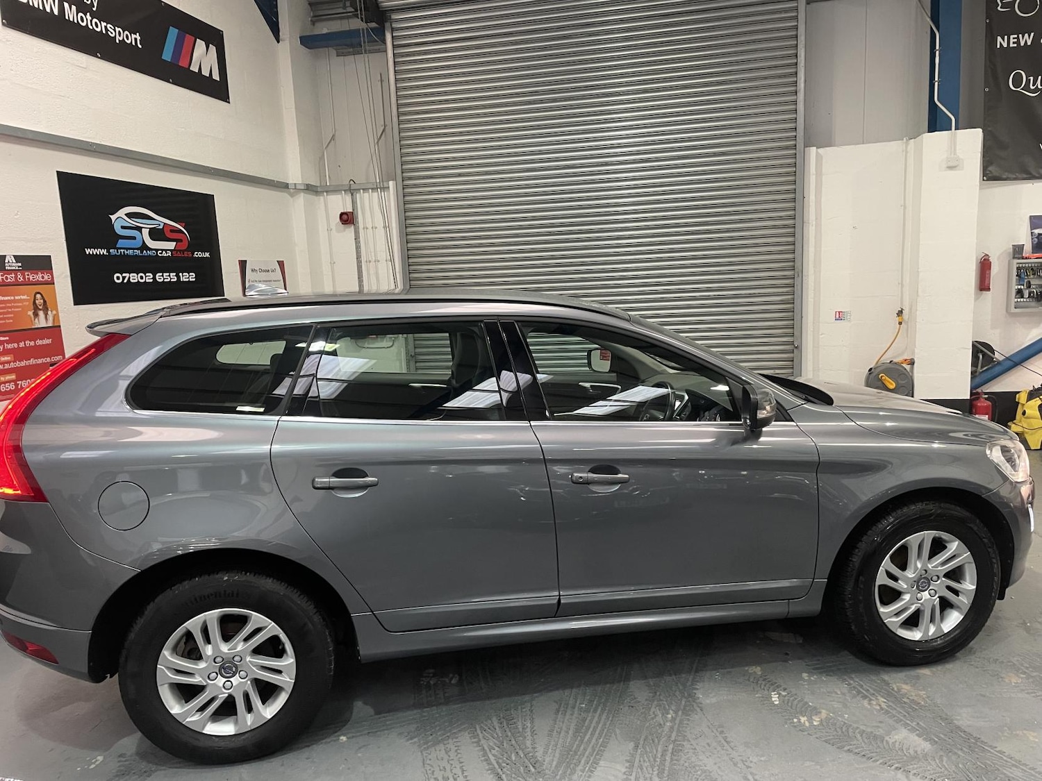 Used Volvo XC60 2017 for sale - 76568430: Photo 4