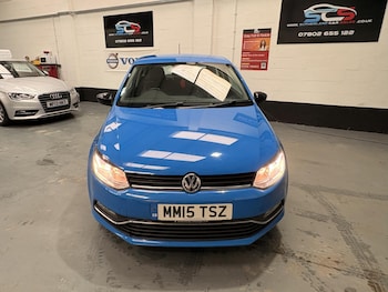 Used Volkswagen Polo 2015 for sale - 77679049: Photo