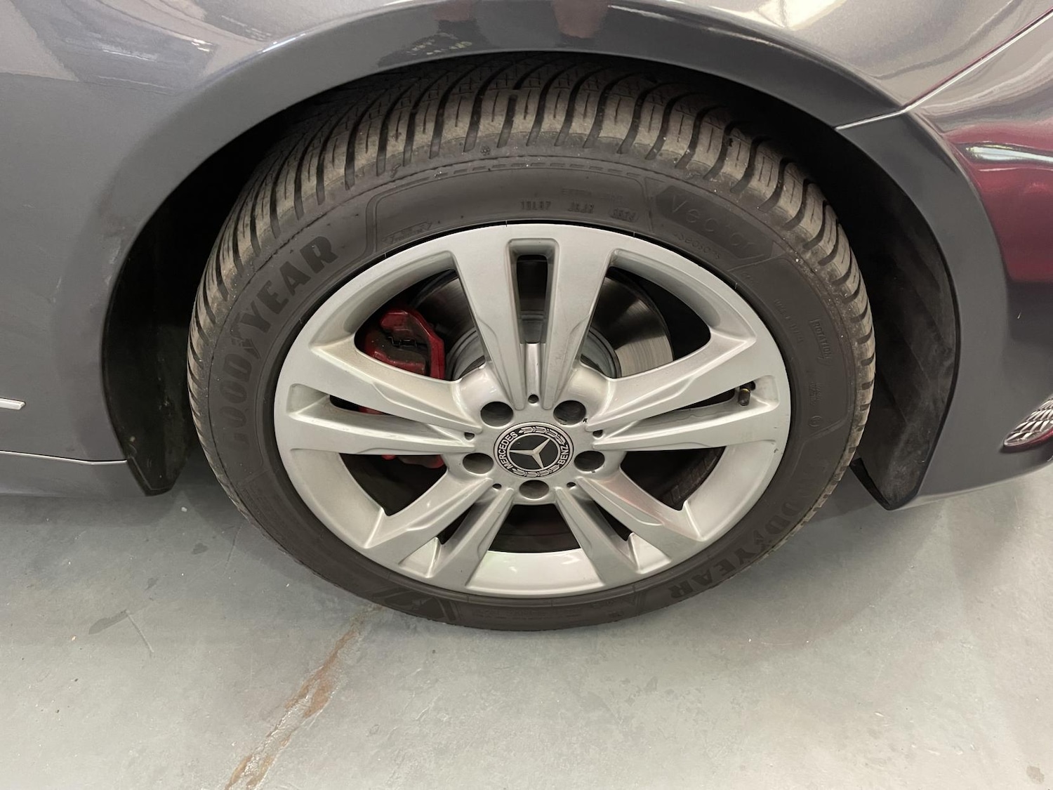 Used Mercedes-Benz E Class 2014 for sale - 76384846: Photo 10