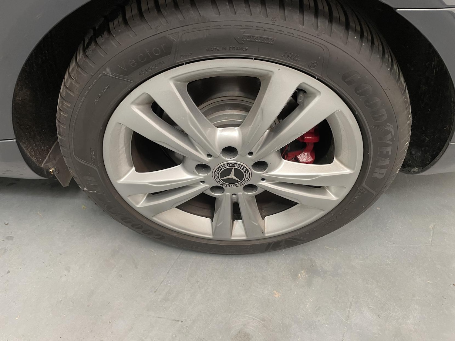 Used Mercedes-Benz E Class 2014 for sale - 76384846: Photo 11