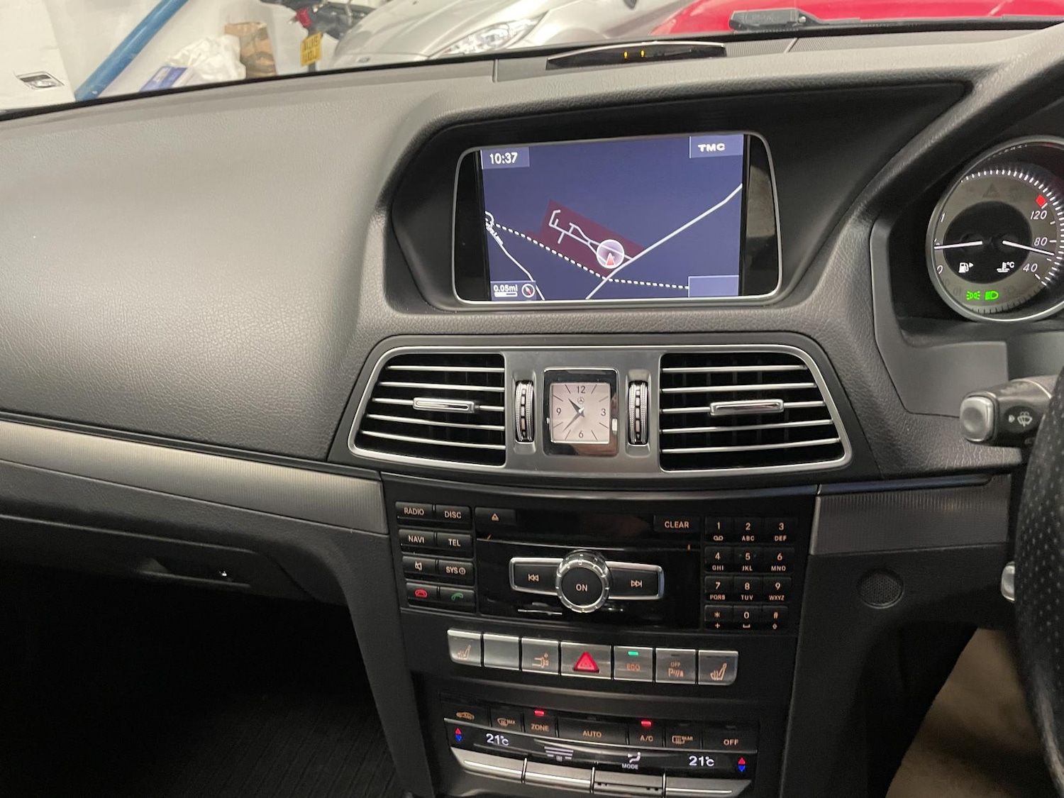 Used Mercedes-Benz E Class 2014 for sale - 76384846: Photo 15