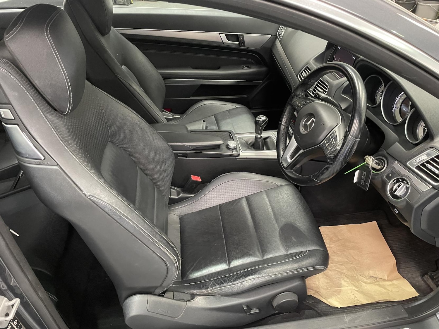 Used Mercedes-Benz E Class 2014 for sale - 76384846: Photo 16