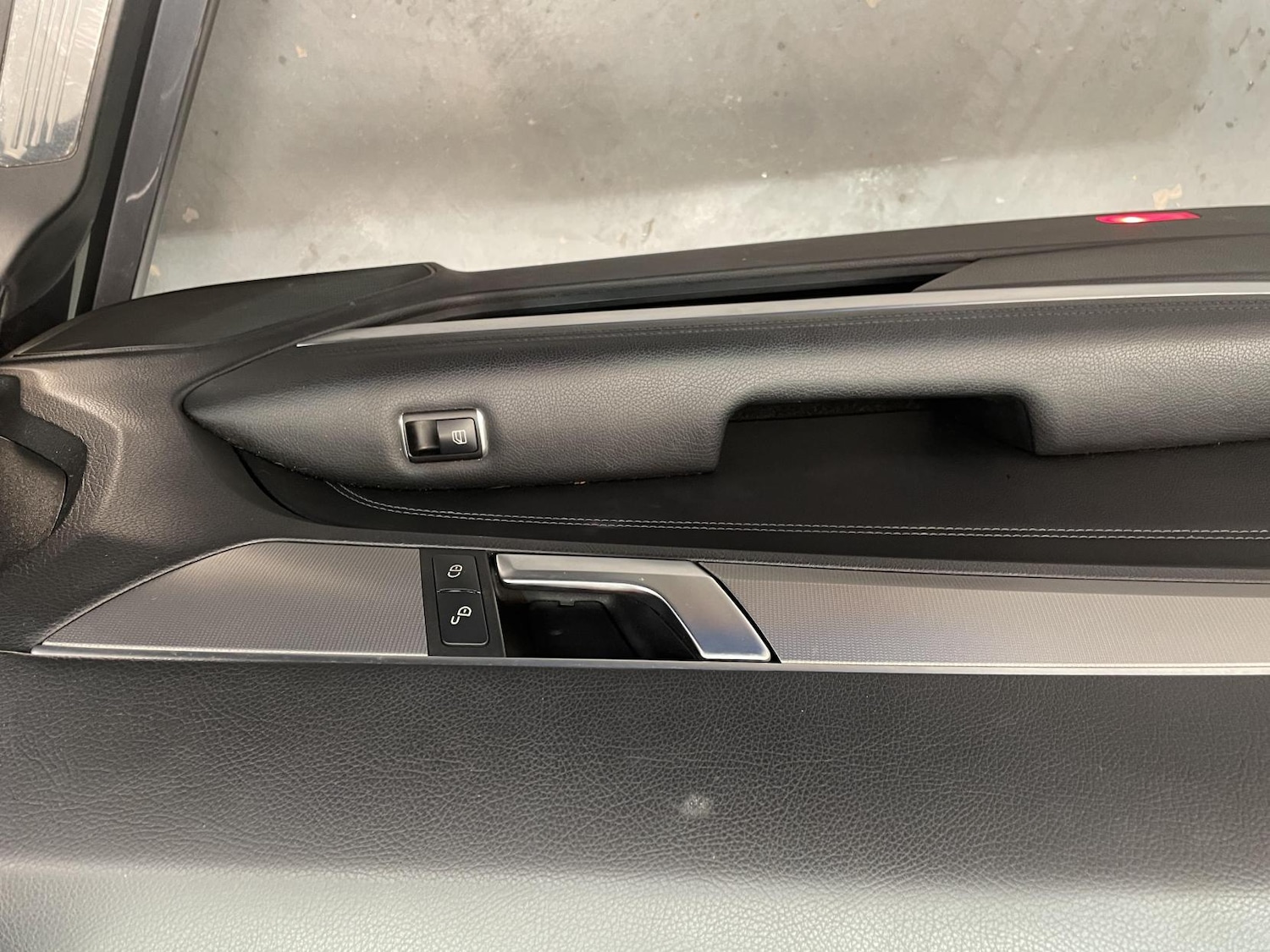 Used Mercedes-Benz E Class 2014 for sale - 76384846: Photo 23