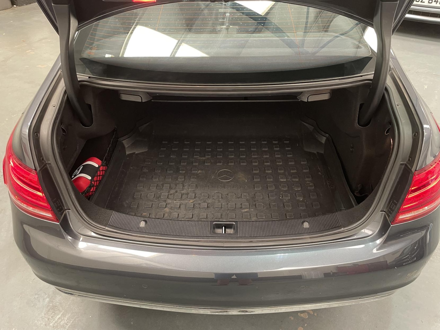 Used Mercedes-Benz E Class 2014 for sale - 76384846: Photo 8