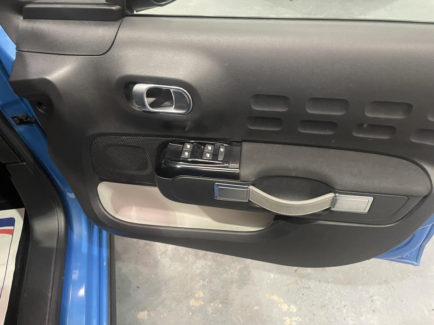 Used Citroen C3 2017 for sale - 76922260: Photo 24