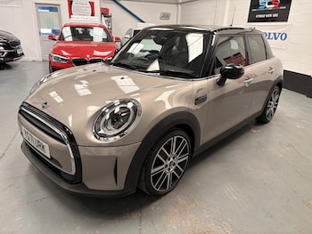 Used MINI Hatch 2021 for sale - 78984558: Photo