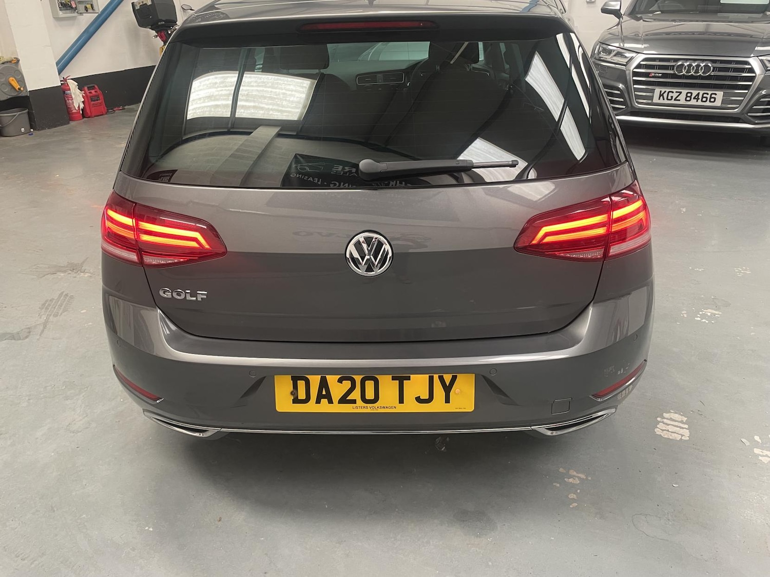 Used Volkswagen Golf 2020 for sale - 76384863: Photo 9