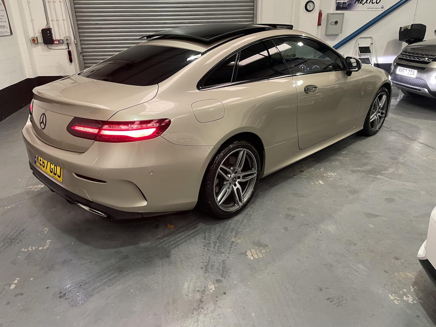 Used Mercedes-Benz E Class 2017 for sale - 77210690: Photo 11