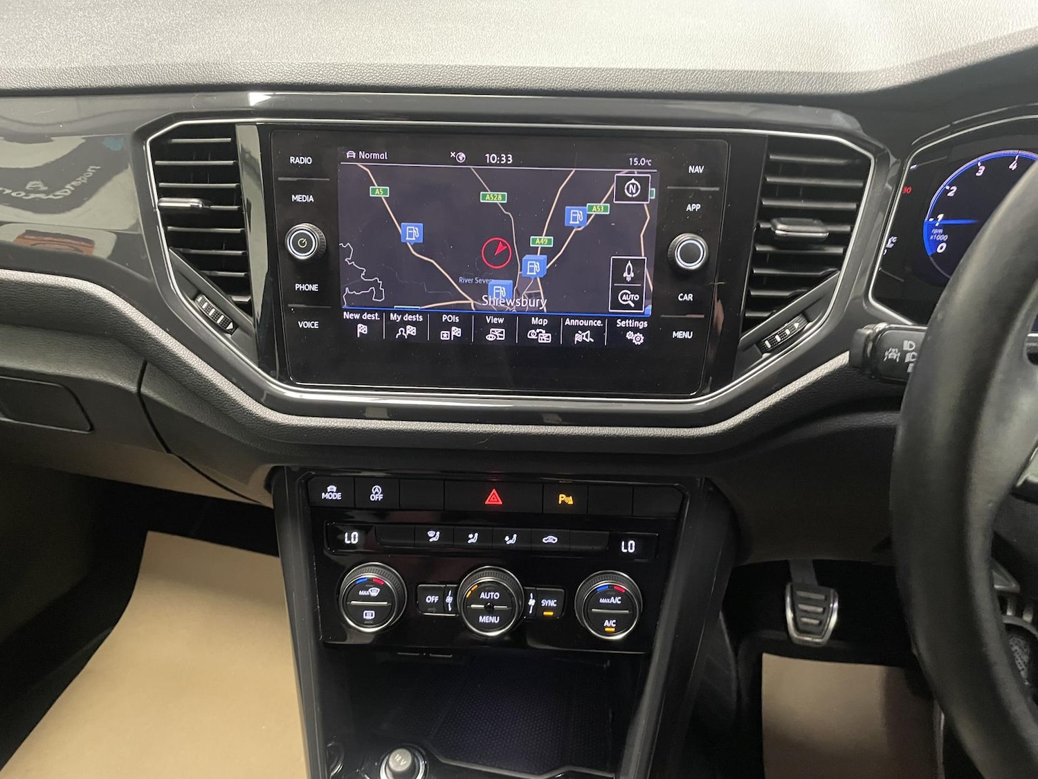 Used Volkswagen T-Roc 2018 for sale - 76384844: Photo 15