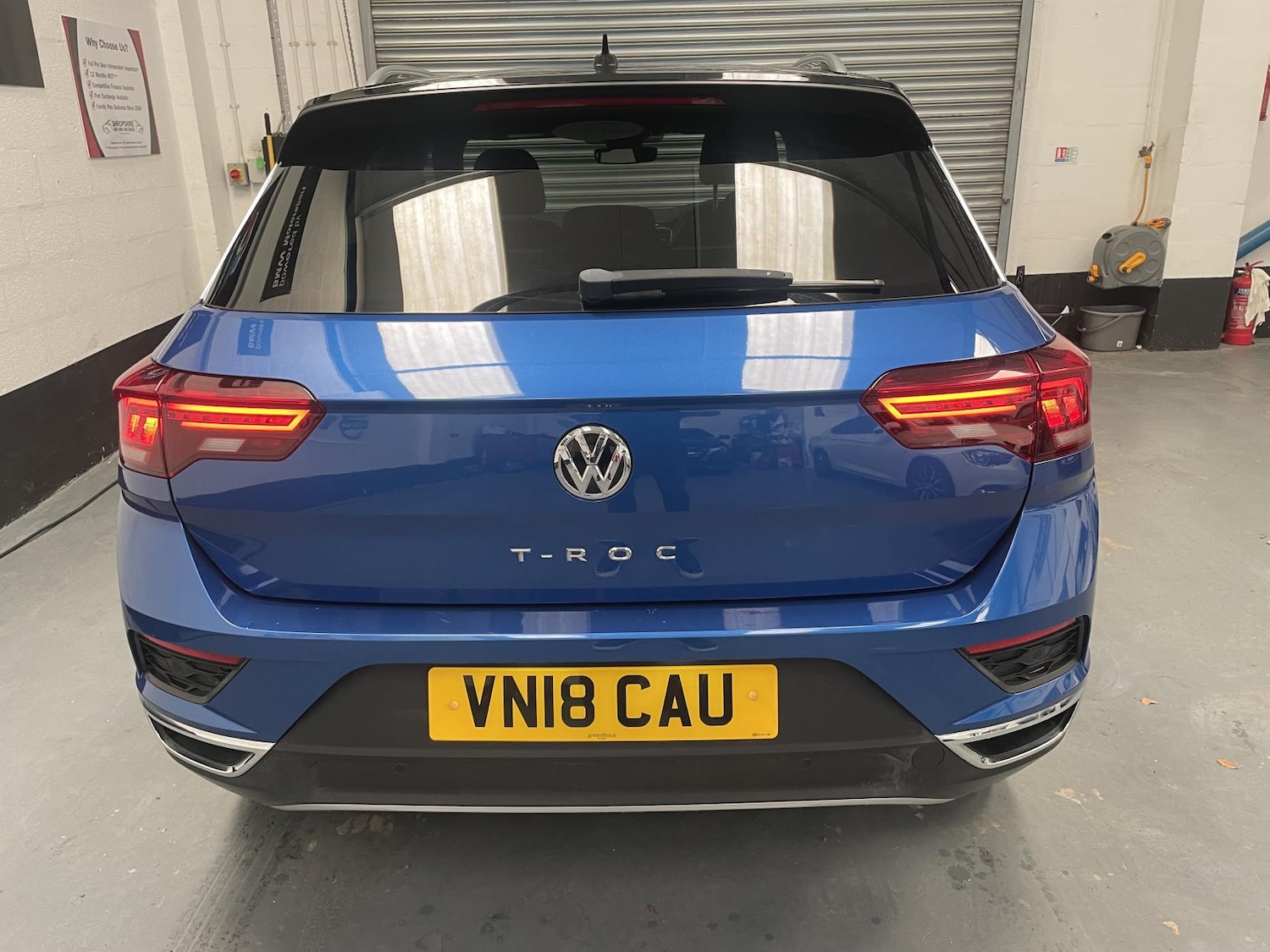 Used Volkswagen T-Roc 2018 for sale - 76384844: Photo 2