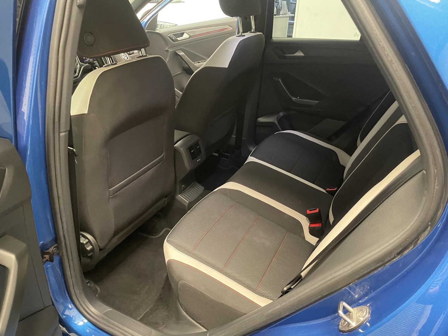 Used Volkswagen T-Roc 2018 for sale - 76384844: Photo 22