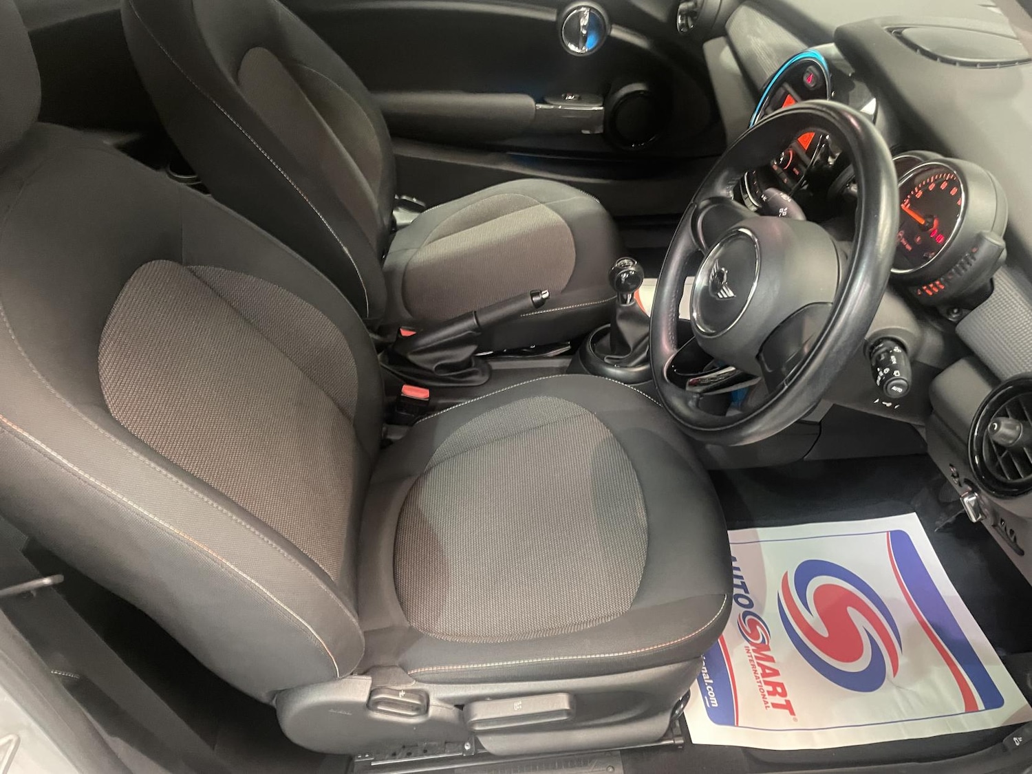 Used MINI Hatch 2015 for sale - 76405118: Photo 30