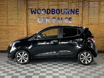 Used Hyundai i10 2018 for sale - 78620611: Photo