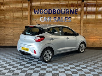 Used Hyundai i10 2022 for sale - 79308336: Photo
