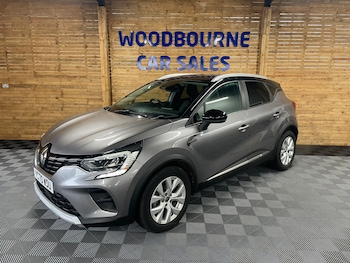 Used Renault Captur 2020 for sale - 76057853: Photo
