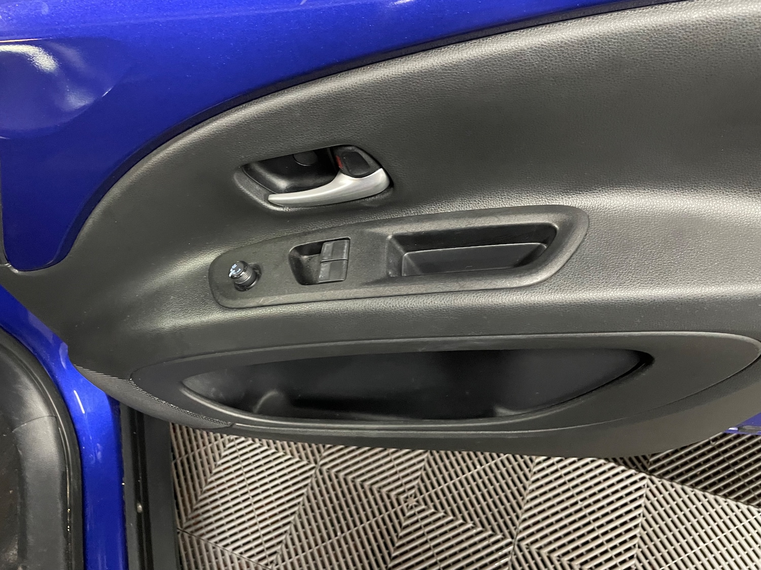 Used Toyota Aygo X 2023 for sale - 77128674: Photo 14