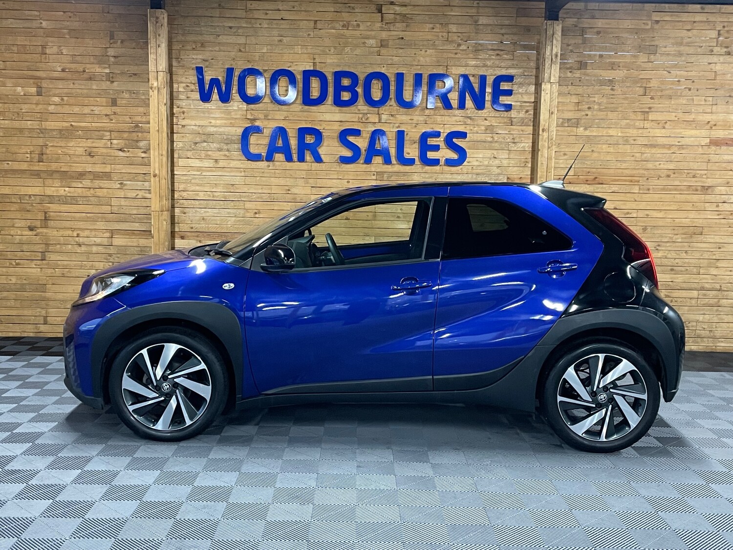 Used Toyota Aygo X 2023 for sale - 77128674: Photo 6