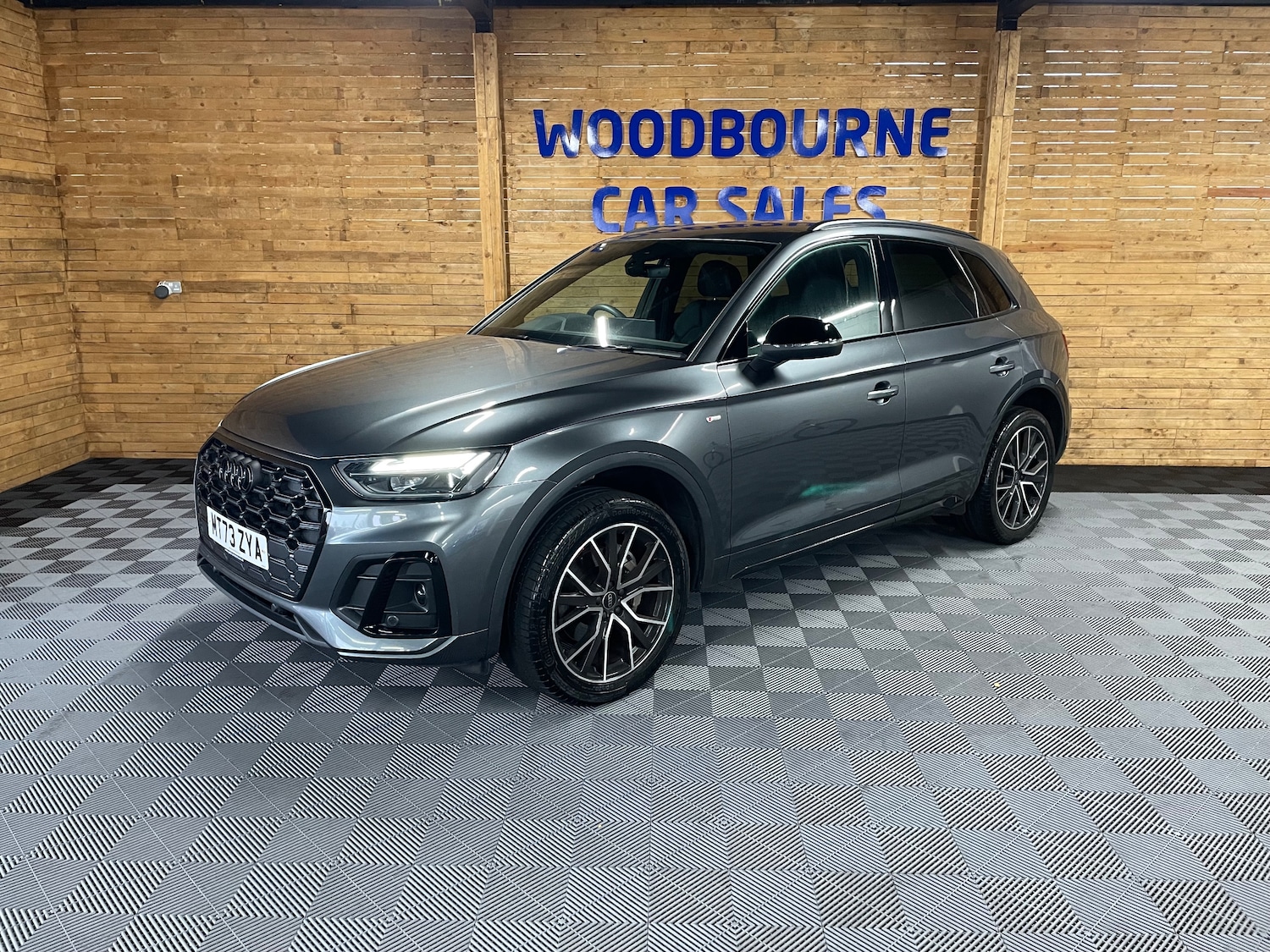 Used Audi Q5 2023 for sale - 76972969: Photo 2