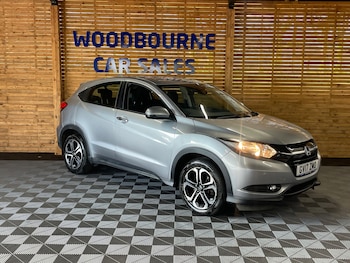 Used Honda HR-V 2017 for sale - 79405256: Photo