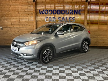 Used Honda HR-V 2017 for sale - 79405256: Photo