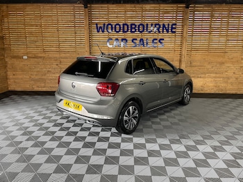 Used Volkswagen Polo 2021 for sale - 76057838: Photo