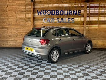 Used Volkswagen Polo 2018 for sale - 79206357: Photo