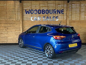 Used Renault Clio 2023 for sale - 78268073: Photo