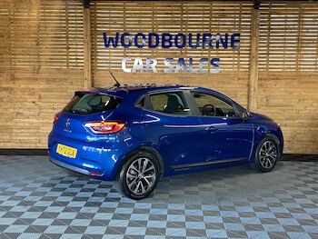 Used Renault Clio 2023 for sale - 78268073: Photo