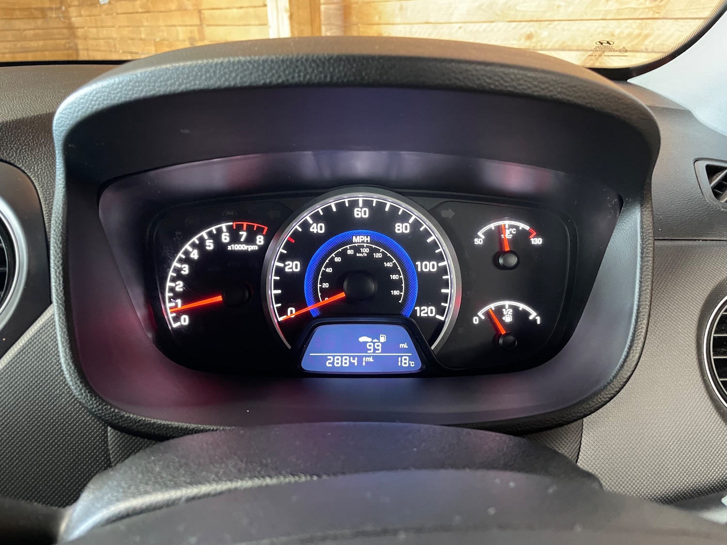 Used Hyundai i10 2019 for sale - 77733492: Photo 15