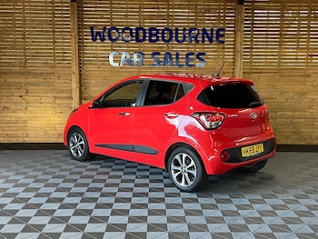 Used Hyundai i10 2019 for sale - 79423636: Photo