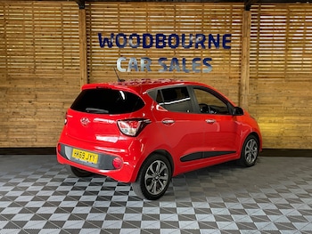 Used Hyundai i10 2019 for sale - 79423636: Photo