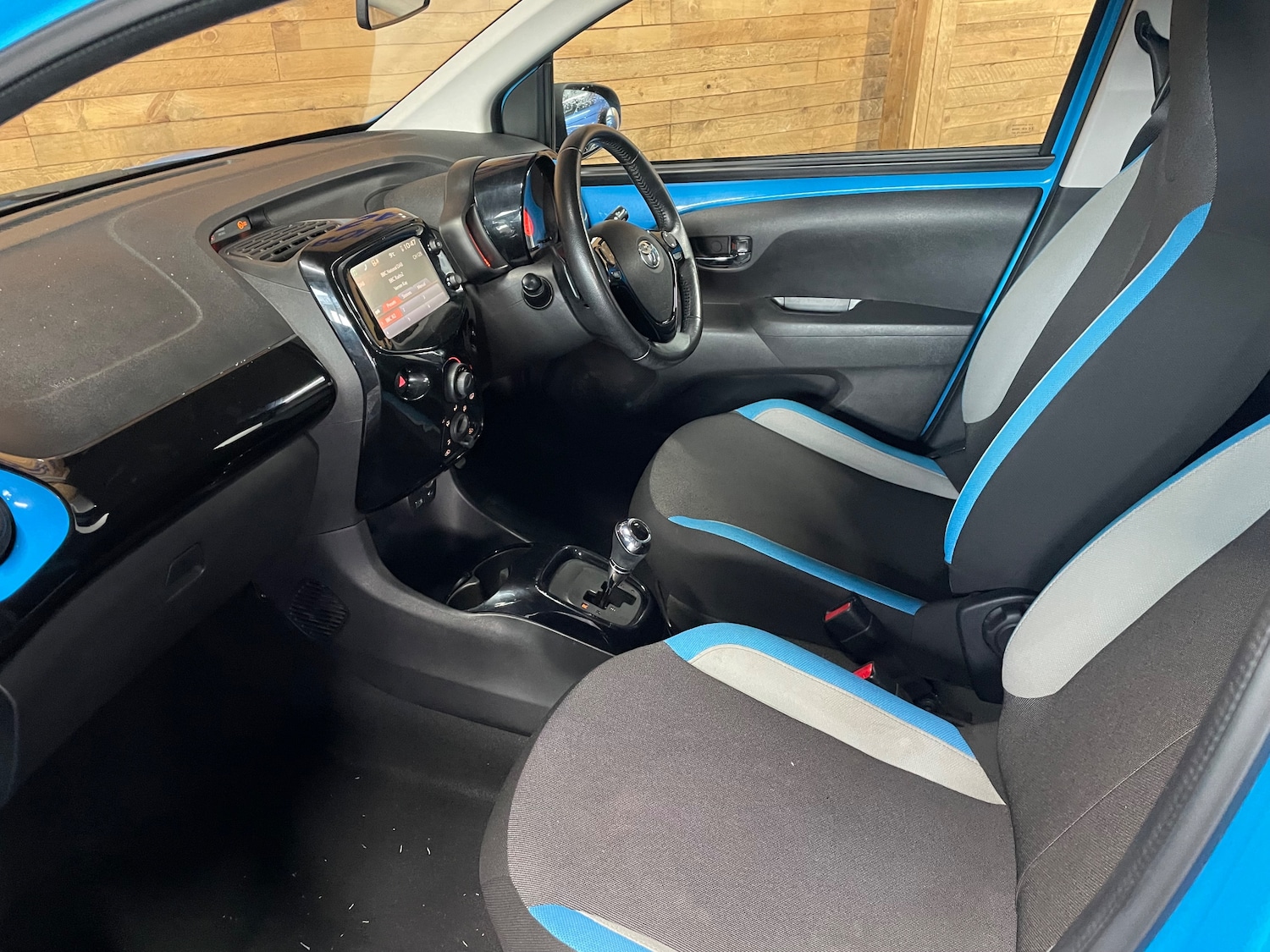 Used Toyota AYGO 2016 for sale - 77984176: Photo 11