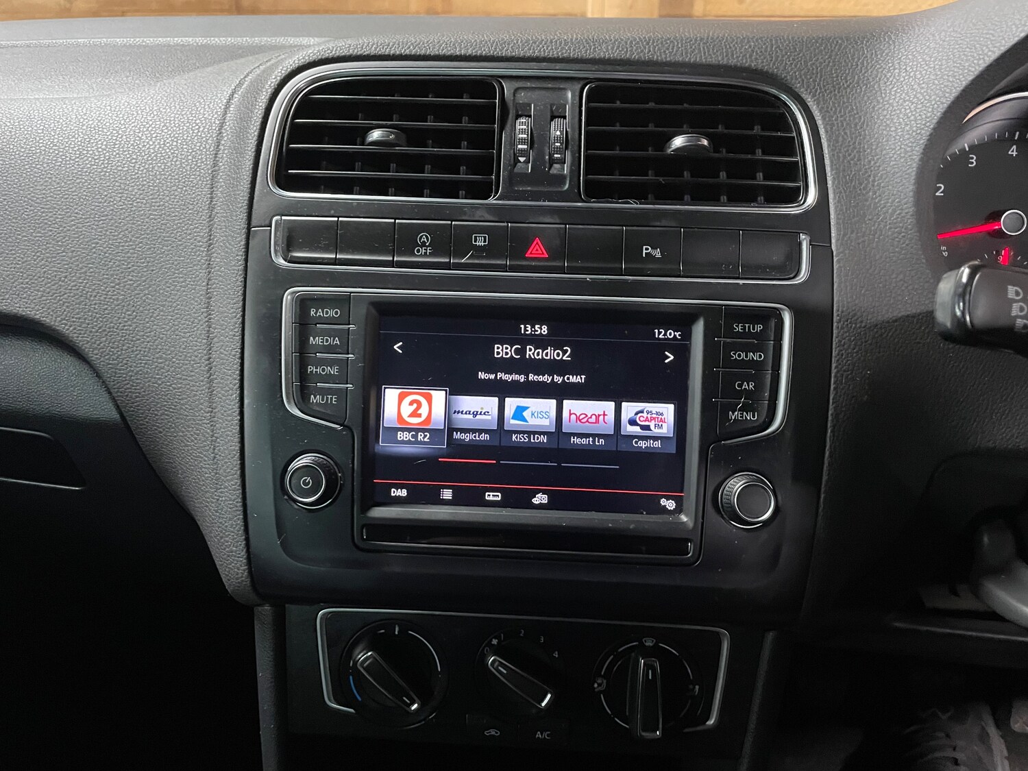 Used Volkswagen Polo 2016 for sale - 76863087: Photo 17