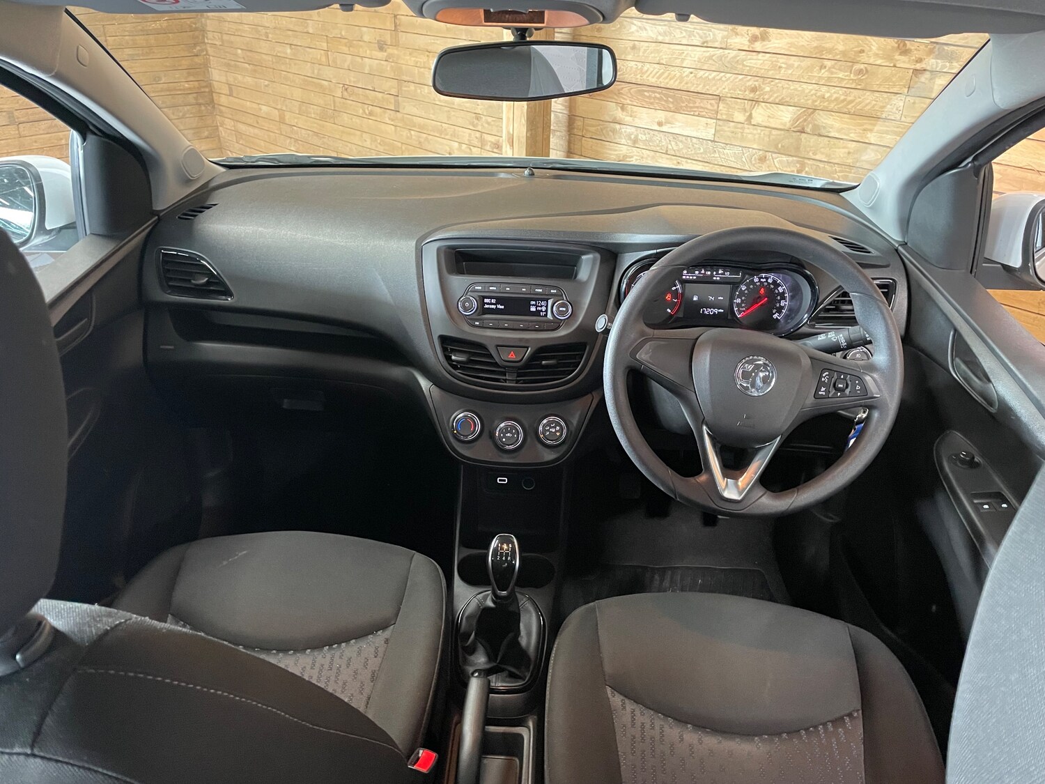 Used Vauxhall Viva 2019 for sale - 76057852: Photo 10