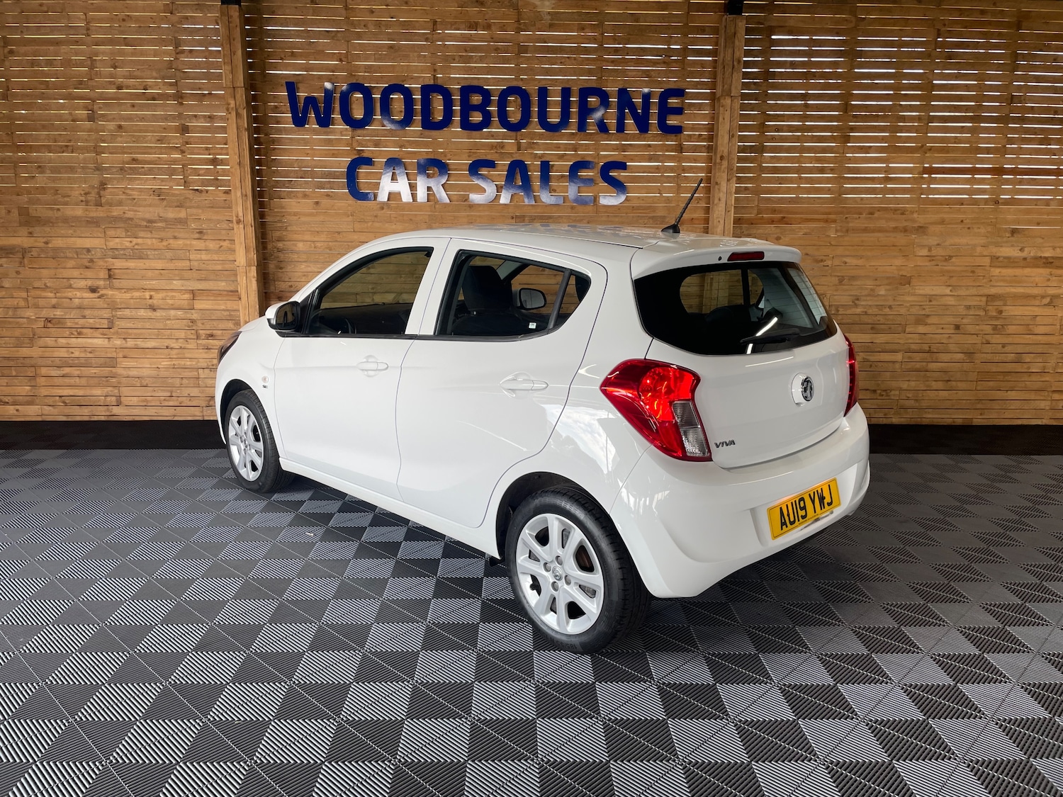 Used Vauxhall Viva 2019 for sale - 76057852: Photo 3