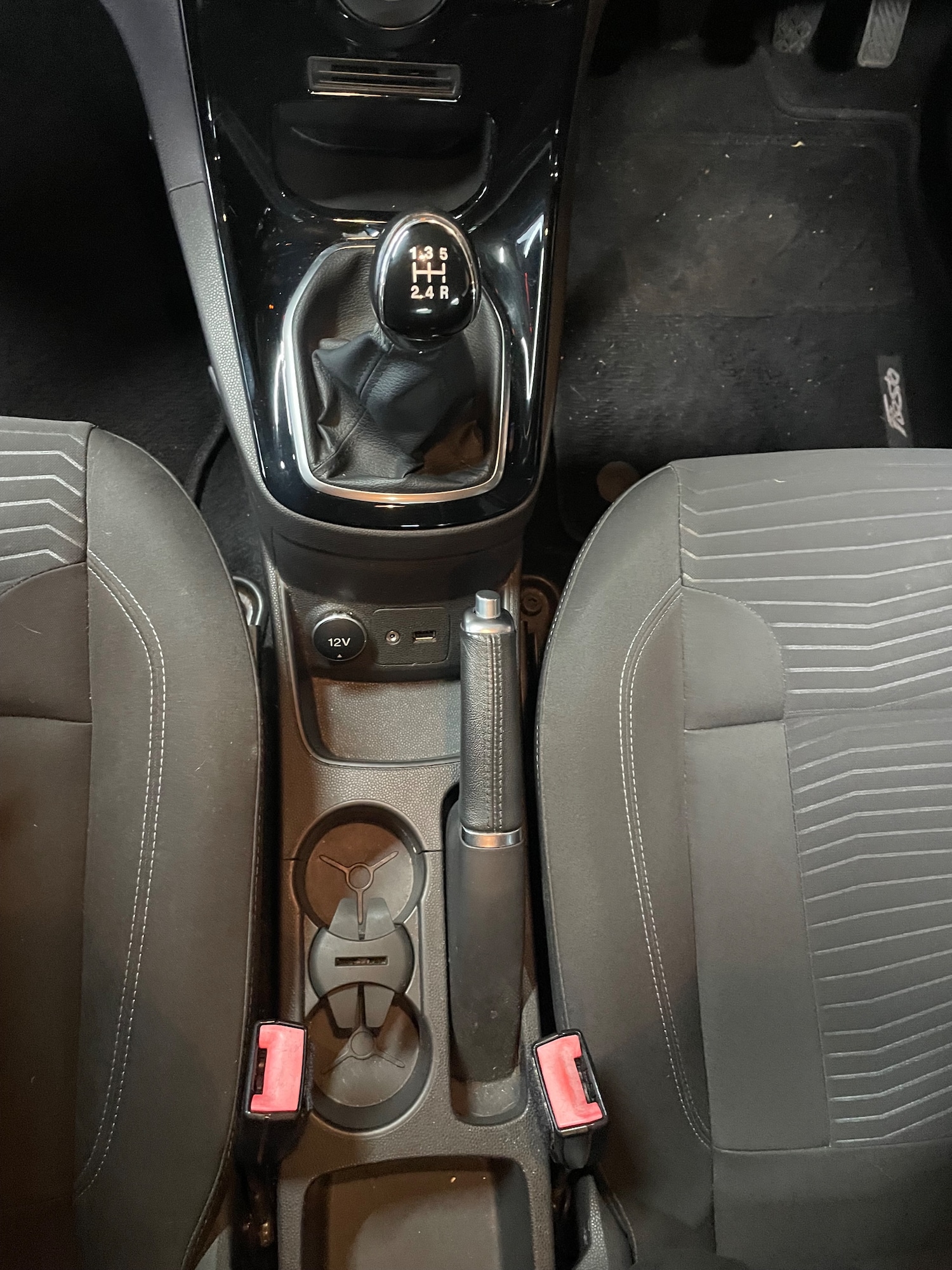 Used Ford Fiesta 2015 for sale - 78043223: Photo 13