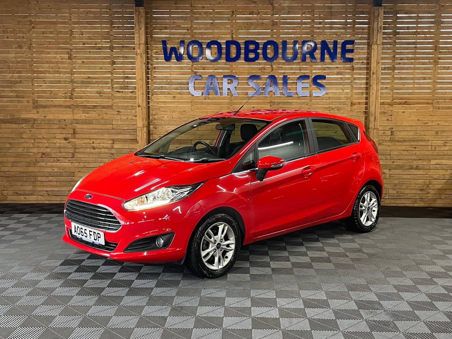 Used Ford Fiesta 2015 for sale - 78043223: Photo 2