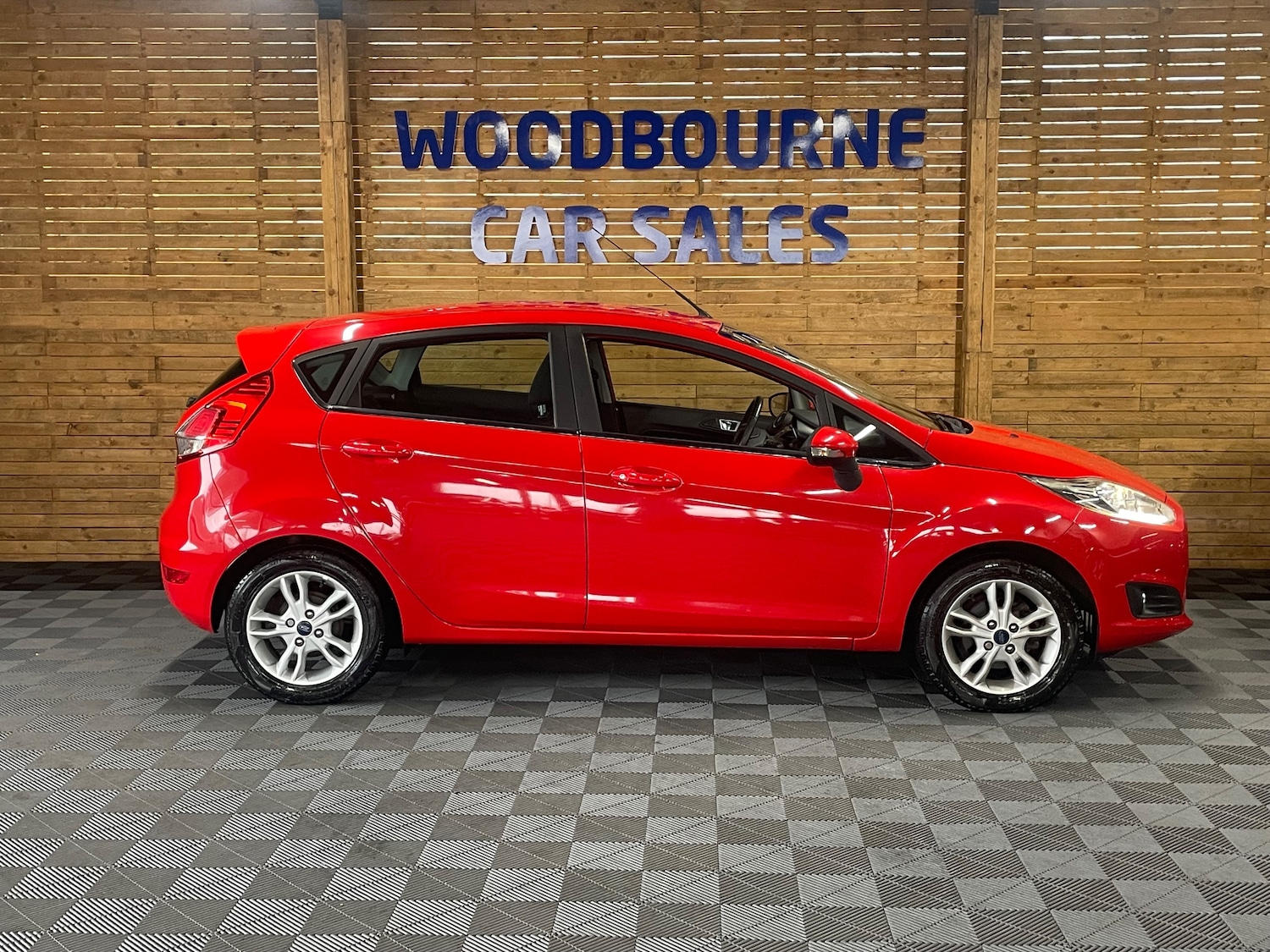 Used Ford Fiesta 2015 for sale - 78043223: Photo 5