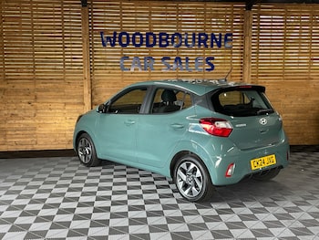 Used Hyundai i10 2024 for sale - 79047564: Photo