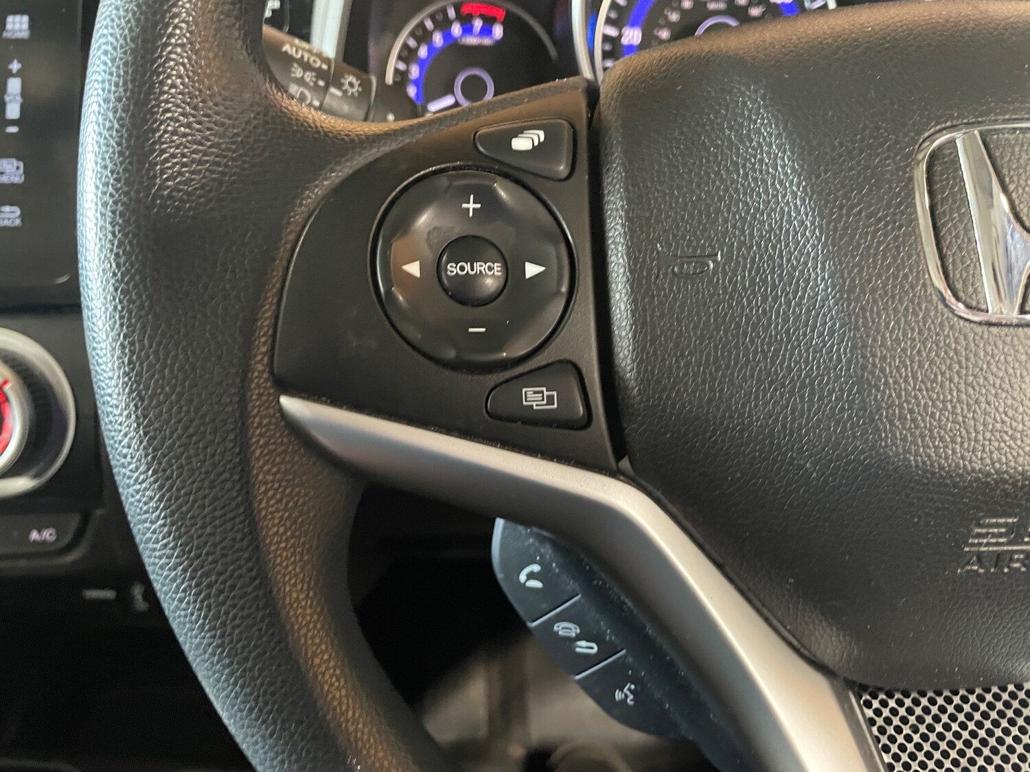 Used Honda Jazz 2019 for sale - 77935499: Photo 18