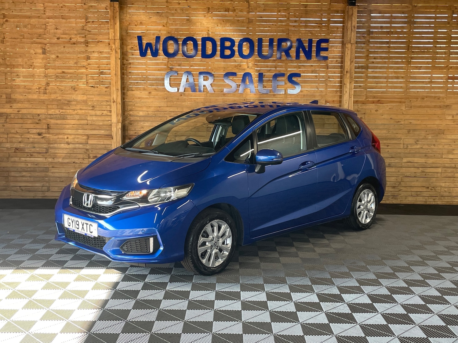 Used Honda Jazz 2019 for sale - 77935499: Photo 2