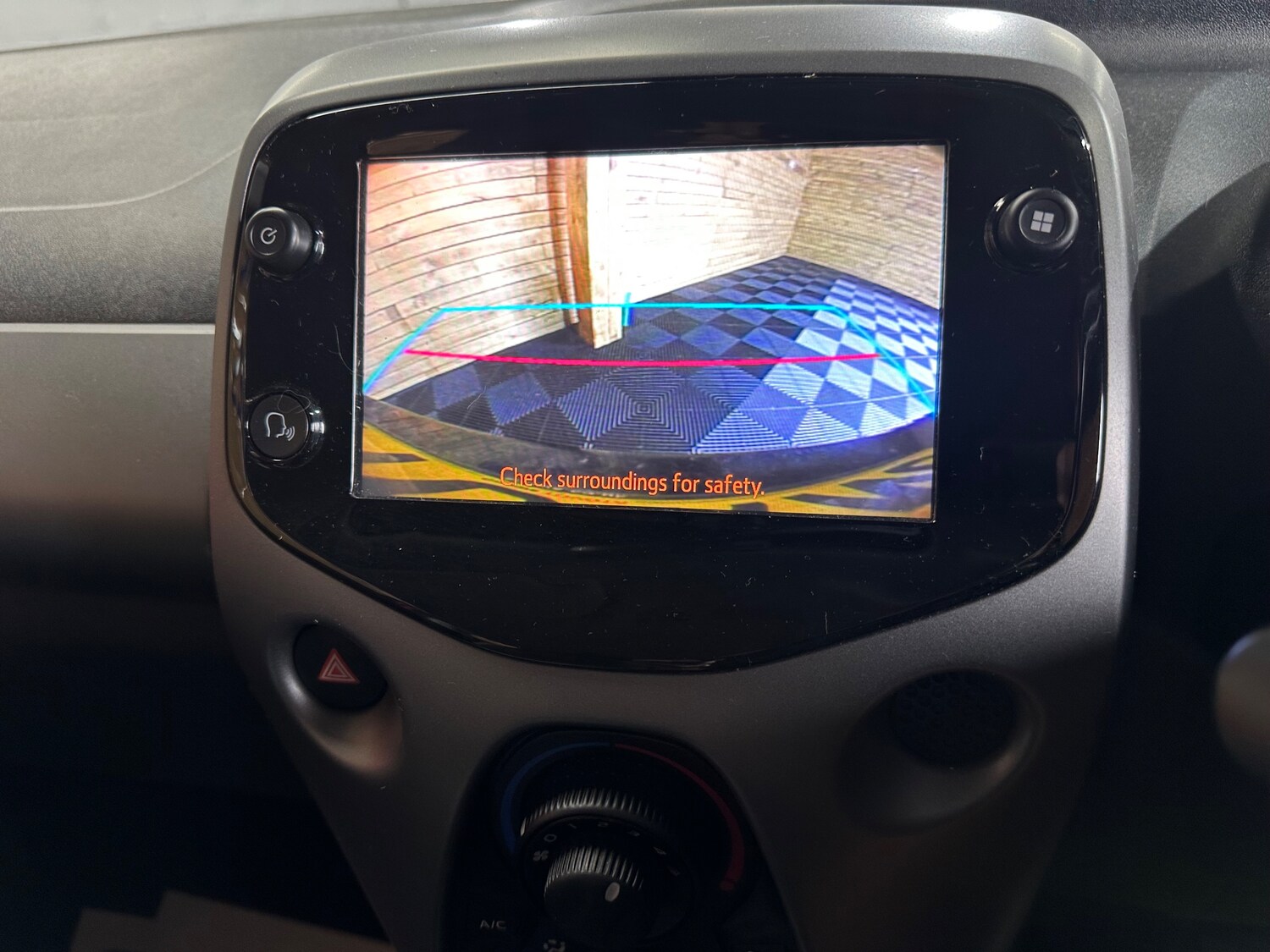 Used Toyota AYGO 2020 for sale - 76057778: Photo 10