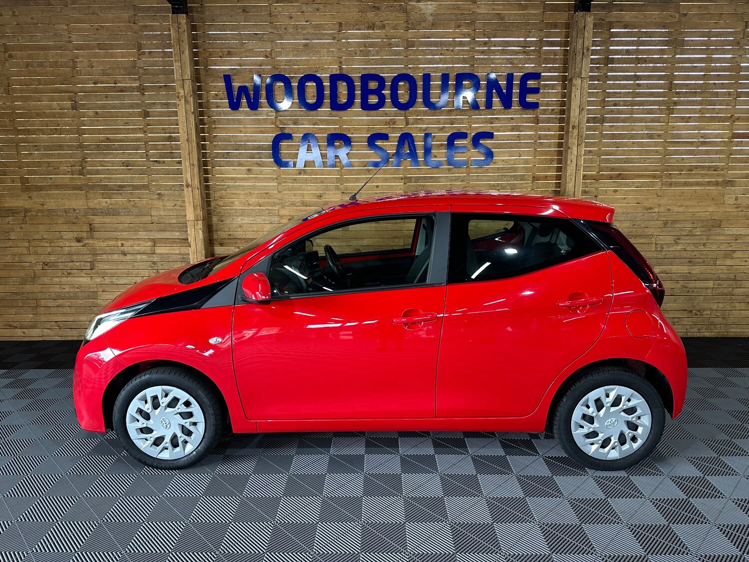 Used Toyota AYGO 2020 for sale - 76057778: Photo 8