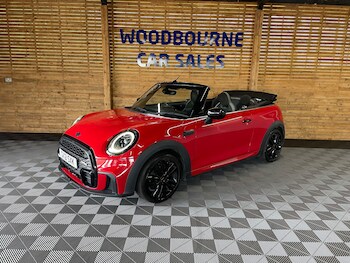 Used MINI Convertible 2021 for sale - 76057796: Photo