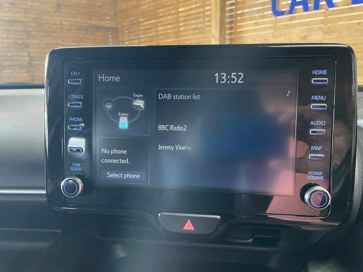 Used Mazda Mazda2 HYBRID 2023 for sale - 76057803: Photo 14