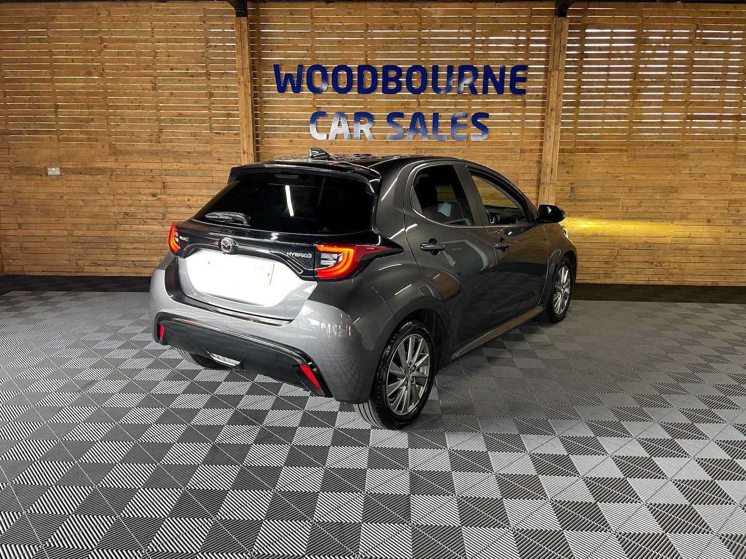 Used Mazda Mazda2 HYBRID 2023 for sale - 76057803: Photo 4
